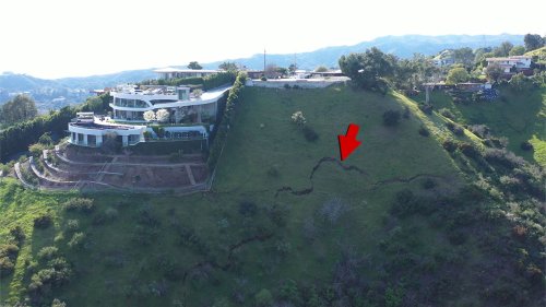 Travis Scott's Brentwood House Sitting on Massive Hillside Crack