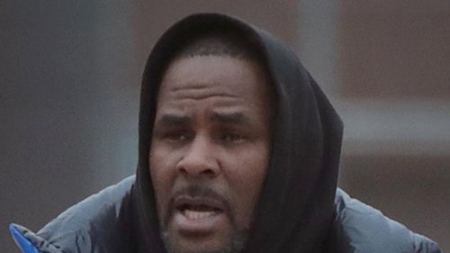 R. Kelly Drops New Album, 'I Admit It' While Locked Up for Federal Sex Crimes