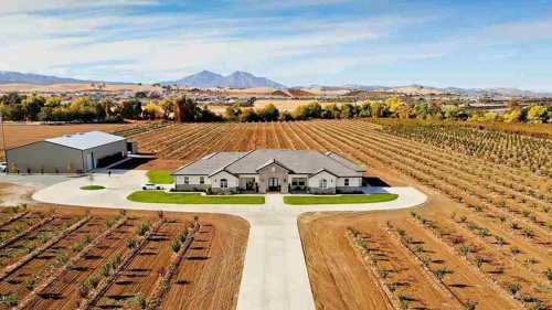 Ex-NFL Pro Bowler Selling $5 Mil Cherry Farm And Leaving CA ... Over COVID Protocols