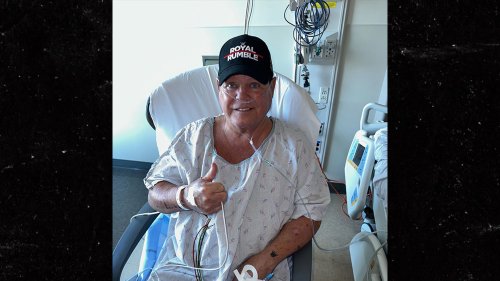 WWE Legend Jerry Lawler Thumbs Up From Hospital After 'Massive Stroke' ... Full Recovery Expected