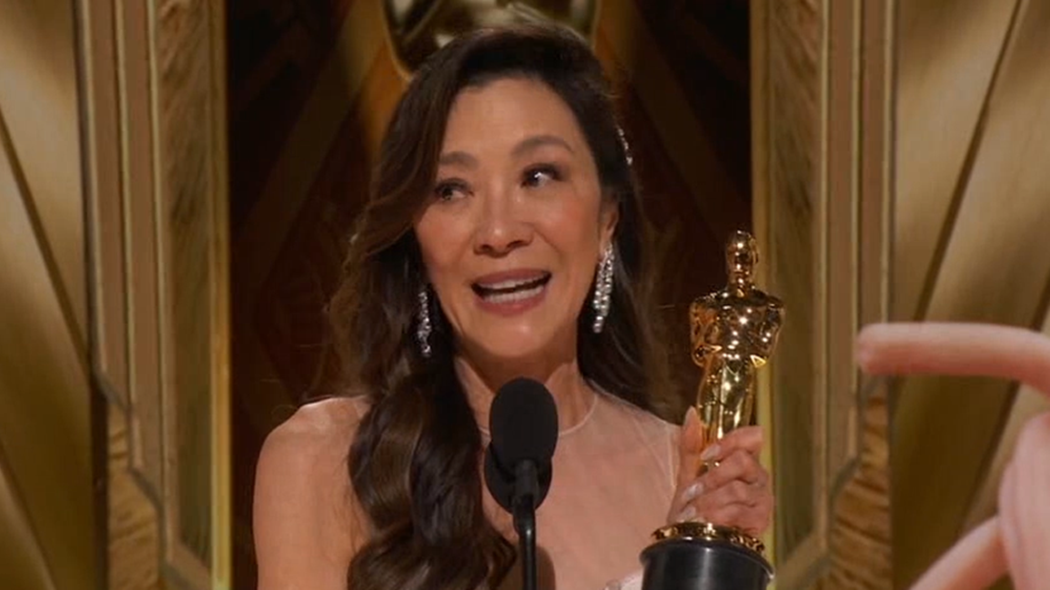 Michelle Yeoh Takes 'Prime' Swipe at Don Lemon After Best Actress Oscar Win