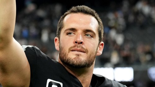 Derek Carr Emotional Goodbye To Raiders After Getting Benched Flipboard