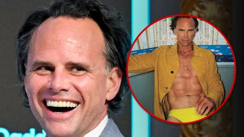 'The White Lotus' Walton Goggins Fully Packed & Ready To Check In ... Nearly Naked Snaps!!!😅