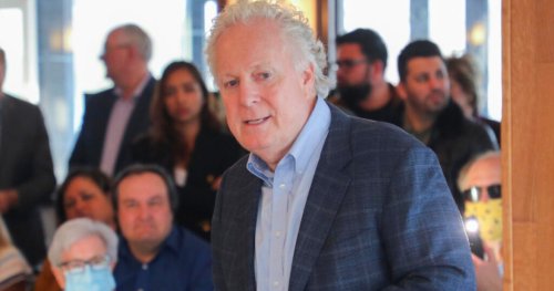 Jean Charest proposes to implement BC carbon tax nationwide