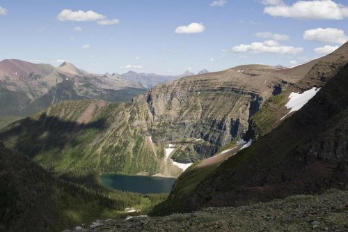 6 Adventures in Waterton Lakes National Park With Tamarack Outdoors | To Do Canada