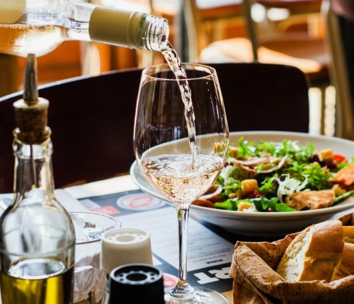 25 Calgary Restaurants For 2025 Mother’s Day Brunch and Dinner