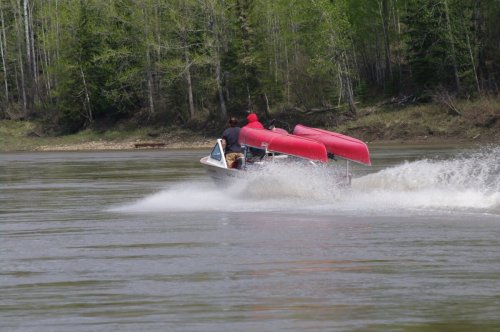Places With Boats & Watersport Rentals at Northern Alberta Lakes and Rivers | To Do Canada