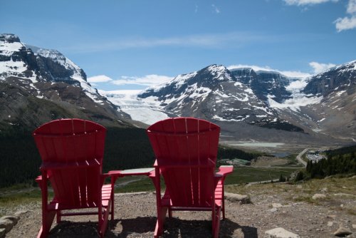 Alberta’s Best Views: Places to Find Parks Canada’s Red Chairs | To Do Canada