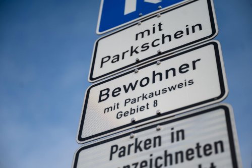 Anwohnerparken in Köln soll deutlich teurer werden – Abschaffung vom Tisch