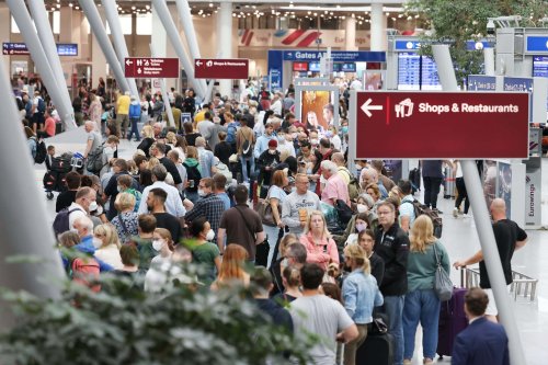 Herbstferien 2023 am Flughafen Düsseldorf starten: Darauf sollten Reisende achten