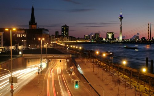 Rheinufertunnel in Düsseldorf bleibt zwei Wochen gesperrt – aufwendige Reparaturarbeiten