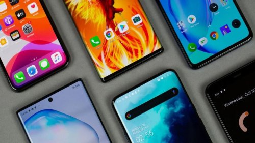 Comparison of Display Size, Tech, Resolution, Refresh Rate, and Brightness in Latest Smartphones: A Comprehensive Guide
