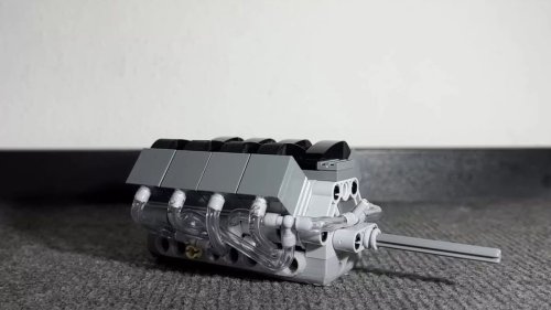 El sonido del motor V8 de Lego, el más pequeño del mundo, te dejará sin aliento