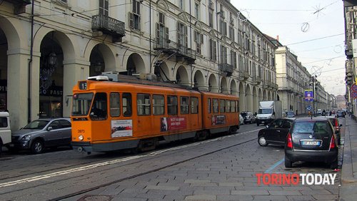 Via ai lavori per il rinnovo dei binari e il ripristino delle lose in via Po a Torino: disagi per un anno