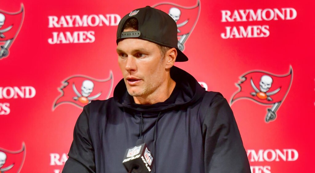 Tom Brady Raises Eyebrows at Kentucky Derby [WATCH]