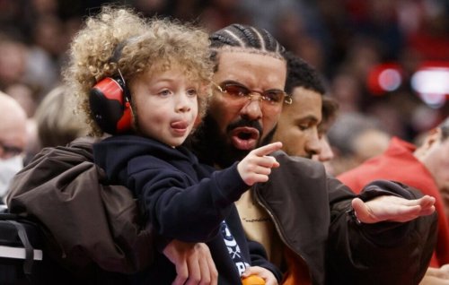 Drake Wore A Dripped Out White Teddy Bear Coat While Sitting Courtside To Raptors Home Game (VIDEO + PIC)