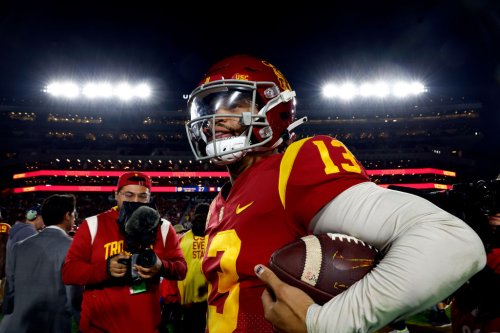 USC’s QB Caleb Williams Painted Explicit Message On His Nails During ...