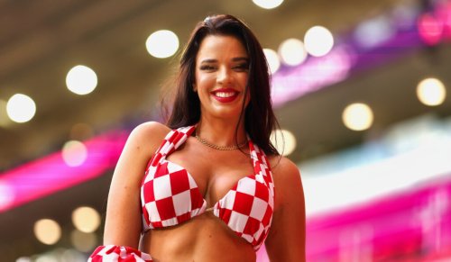 Former Miss Croatia Ivana Knoll Celebrates 3-Million IG Followers With Her Most Seductive Photo Ever (PIC)