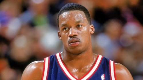 10 NBA Players That Would Definitely Be Hall Of Famers If It Weren’t For One Mistake