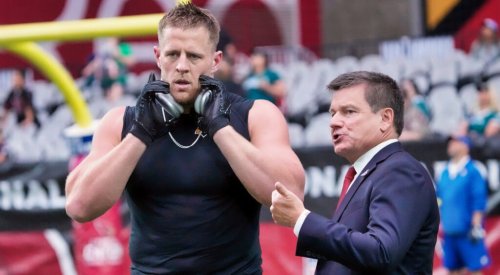 Social Media Can’t Believe What JJ Watt Did To A Fan Who Respected His Privacy After Spotting Him In Public