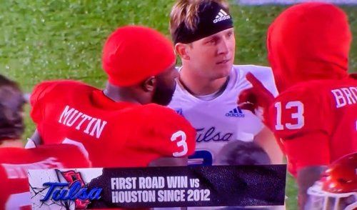 ESPN Cameras Caught Houston Cougars WR Slapping Tulsa Player In The Face After Loss (VIDEO)