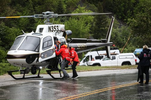 Three hikers rescued after being stranded by weather