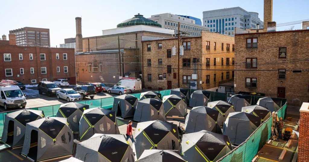 EAGLES BREAKING NEWS: Philadelphia Eagles quarterback Jalen Hurts has pledged $5 million from his latest sponsorship deals to fund homeless shelters across Philadelphia. His initiative will open 100 housing units and 200 shelter beds for those in need.-nguyenoanh123