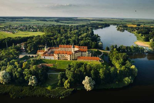 These Castles In Belarus Are Massive, Mysterious, And Practically Tourist-Free