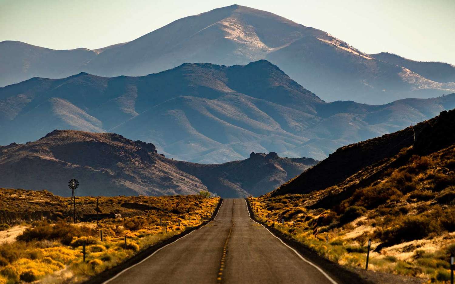 The Ultimate American Road Trip Guide - cover