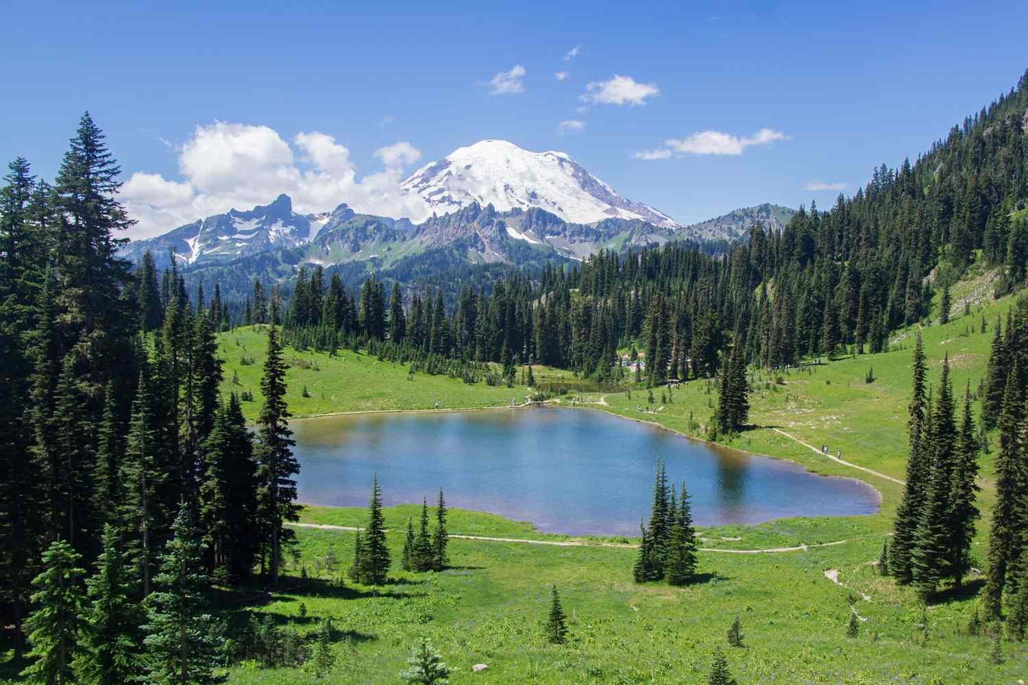 This 92-mile Road Is One of the Country’s Prettiest Drives—Climbing 5,430 Feet Past Mountains, Glaciers, and Waterfalls