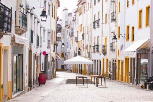 How to Plan the Perfect Trip to Évora, Portugal