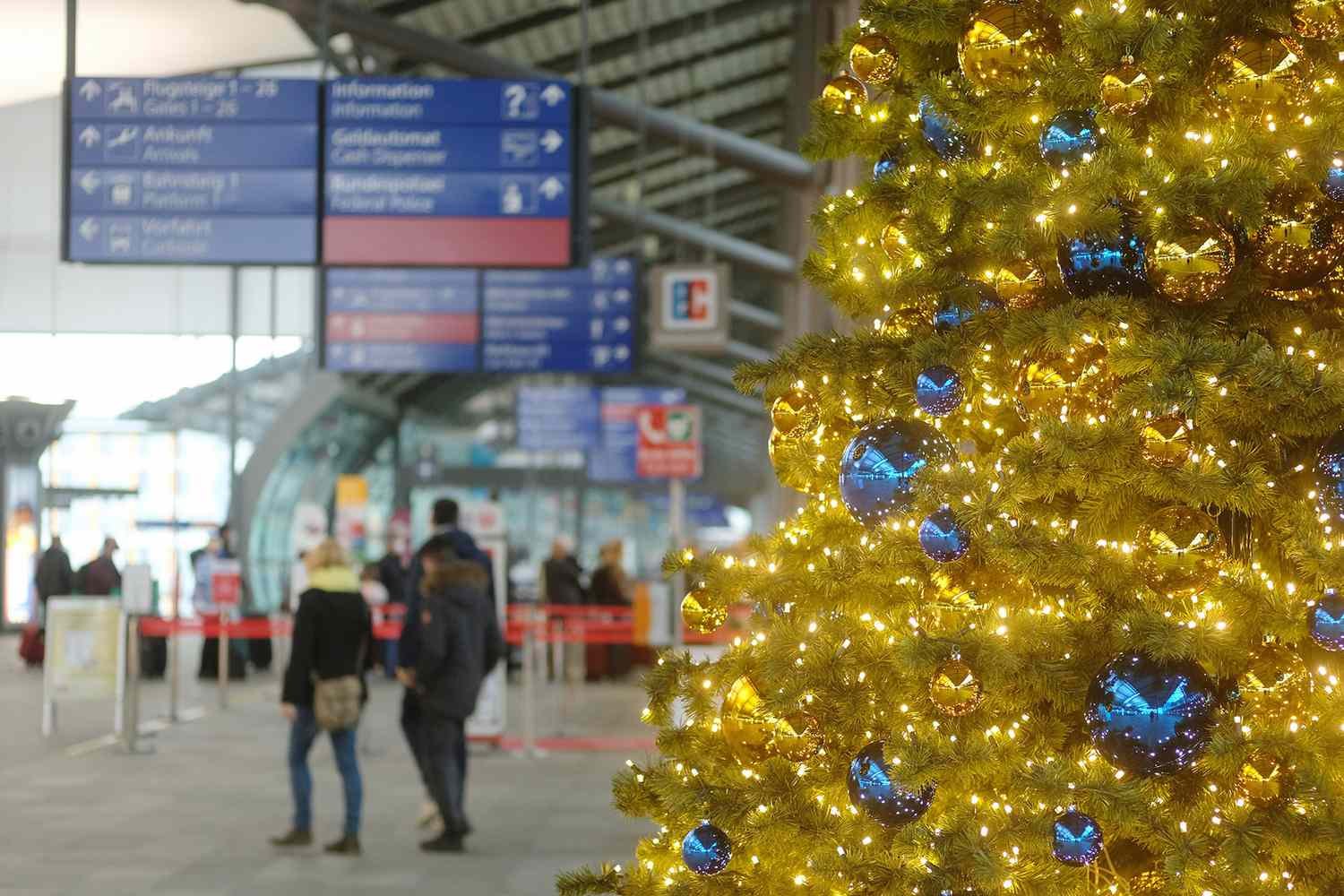 15 Holiday Travel Tips for a Less Stressful Festive Season