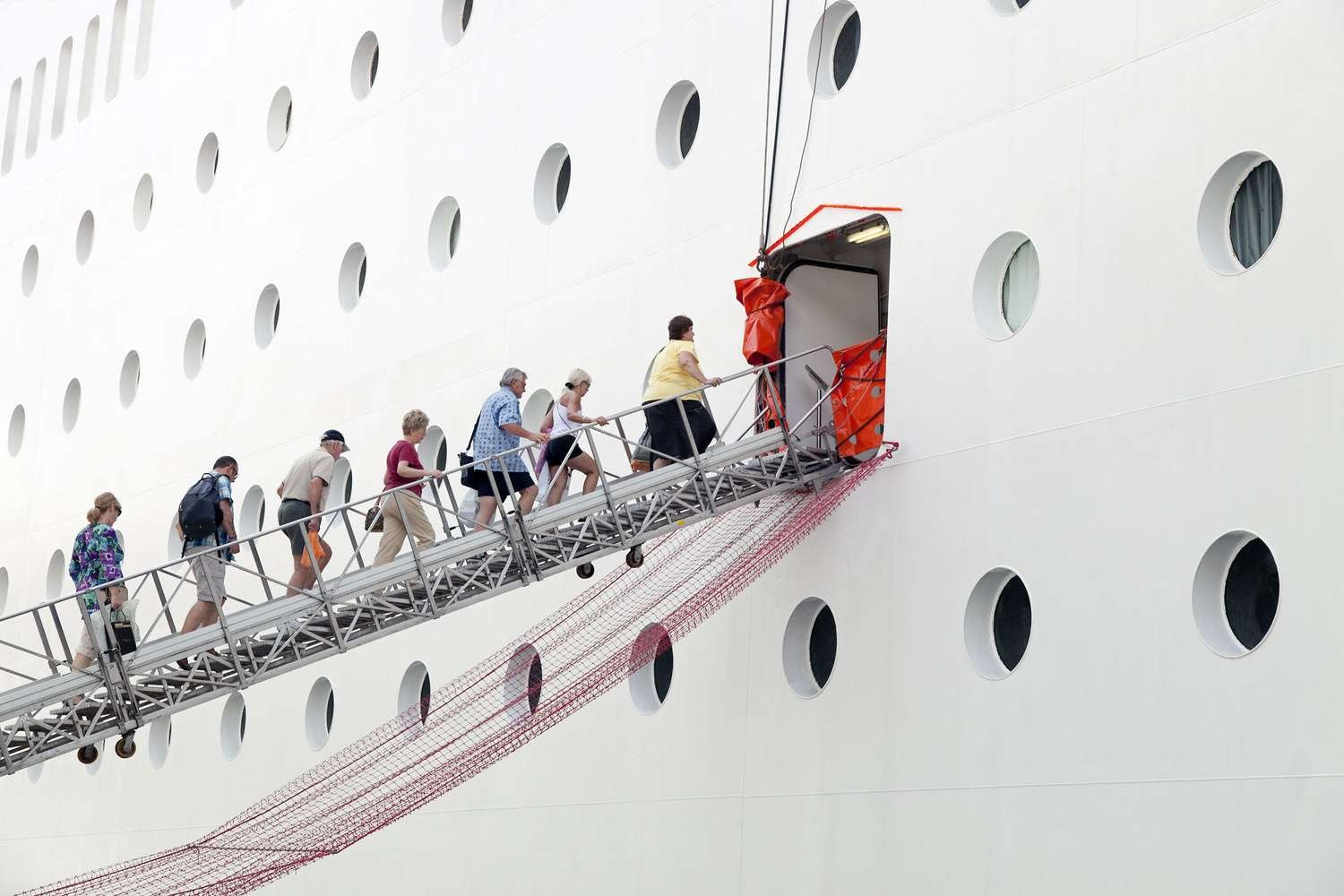 This Is the 1 Trick Frequent Cruisers Use to Save Money on Cruises—and It Could Help You Skip Buying a Beverage Package