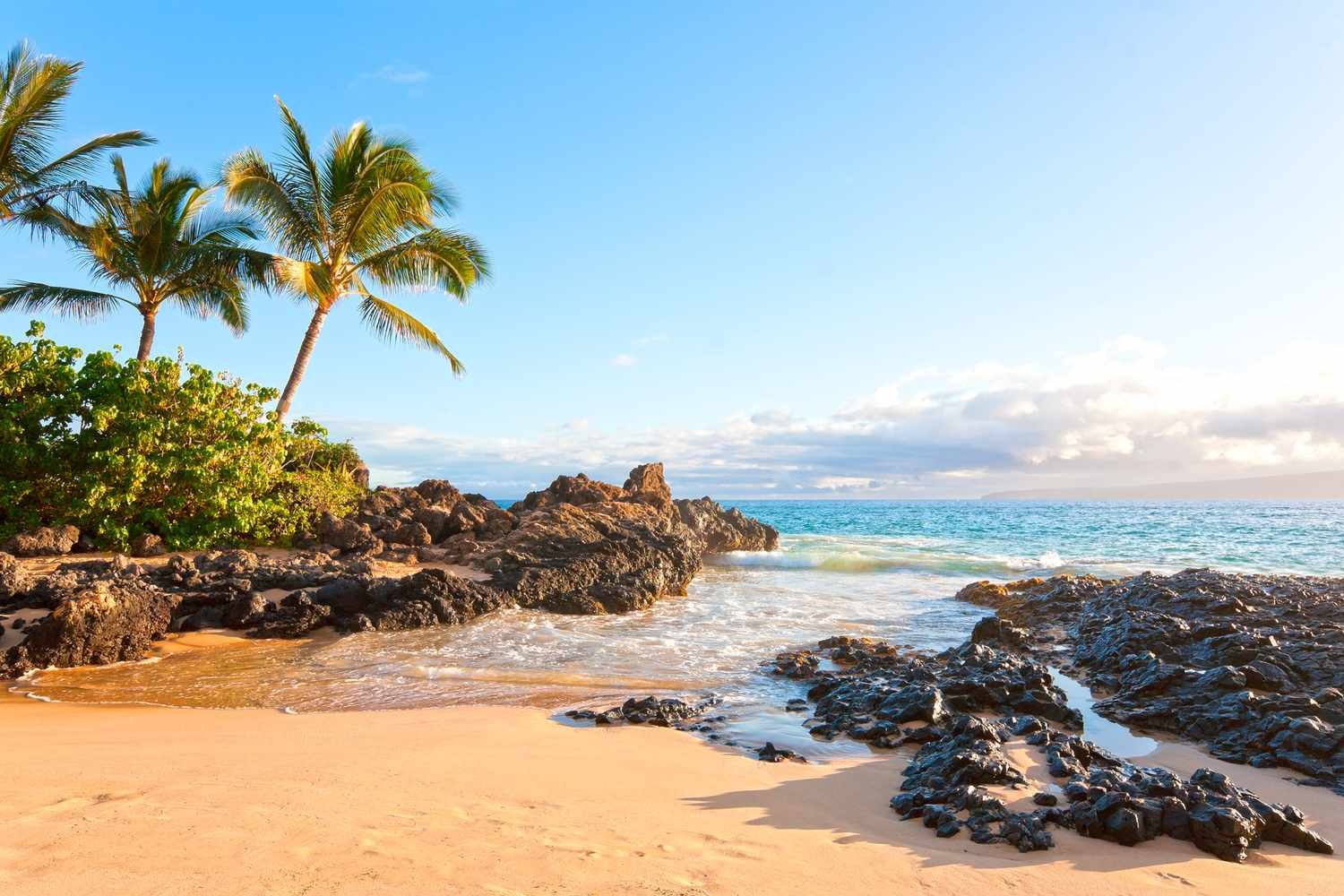 Maui Was Just Named the No. 1 Hawaiian Island—and These Are Its Best Beaches for Calm Waters, Snorkeling, and Stunning V