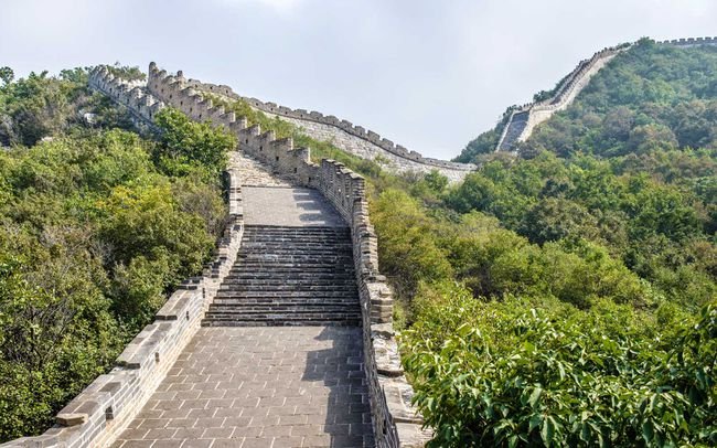 Take a Virtual Hike on the Great Wall of China From the Comfort of Your Couch (Video)