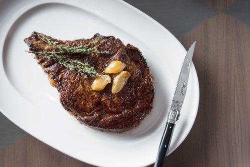 how-to-cook-a-steakhouse-level-steak-at-home-according-to-top-chefs