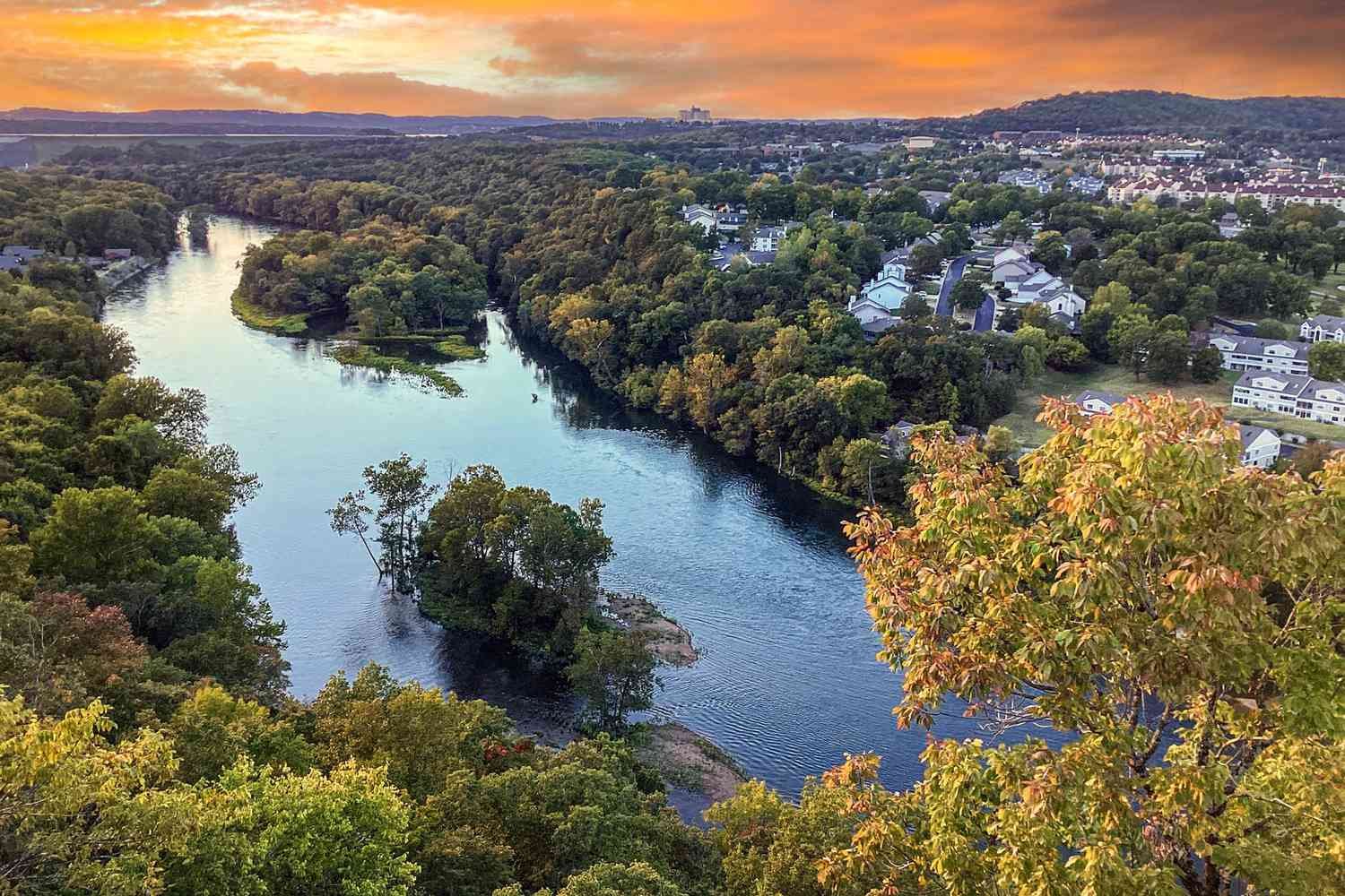 This Town in the Ozark Mountains Is One of the Best Places to Buy a Lake House in the U.S.