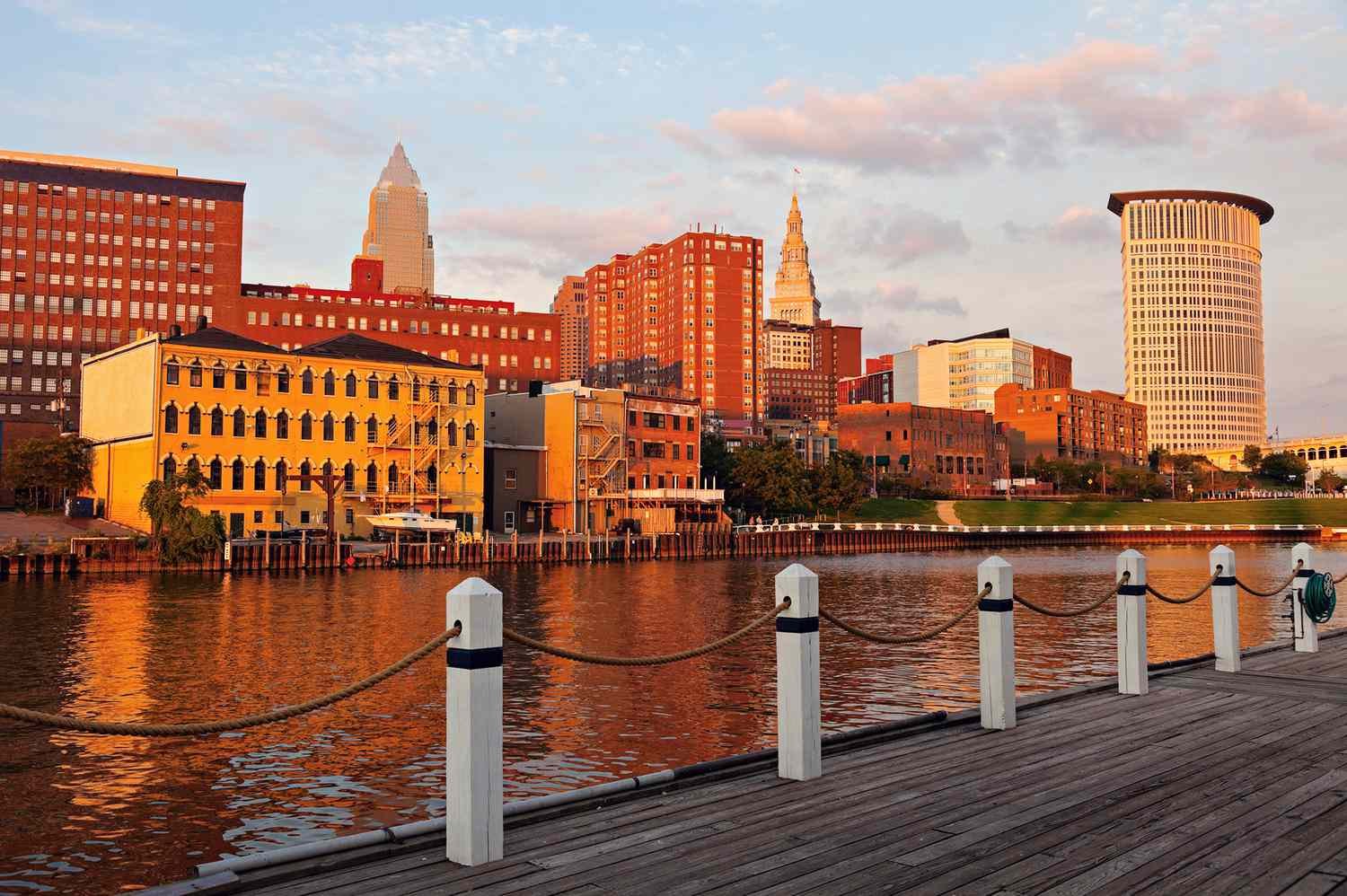 These Are the Best U.S. Cities to Retire for $2,500 or Less a Month