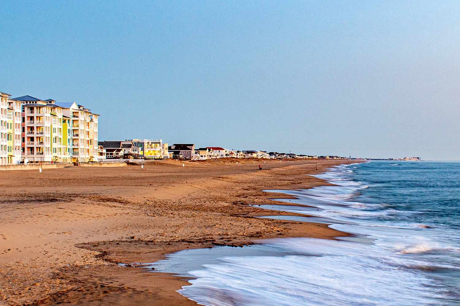 These Are the 10 Best Hidden-gem Beach Towns in the U.S.—and 2 Stunning Destinations Tied for No. 1