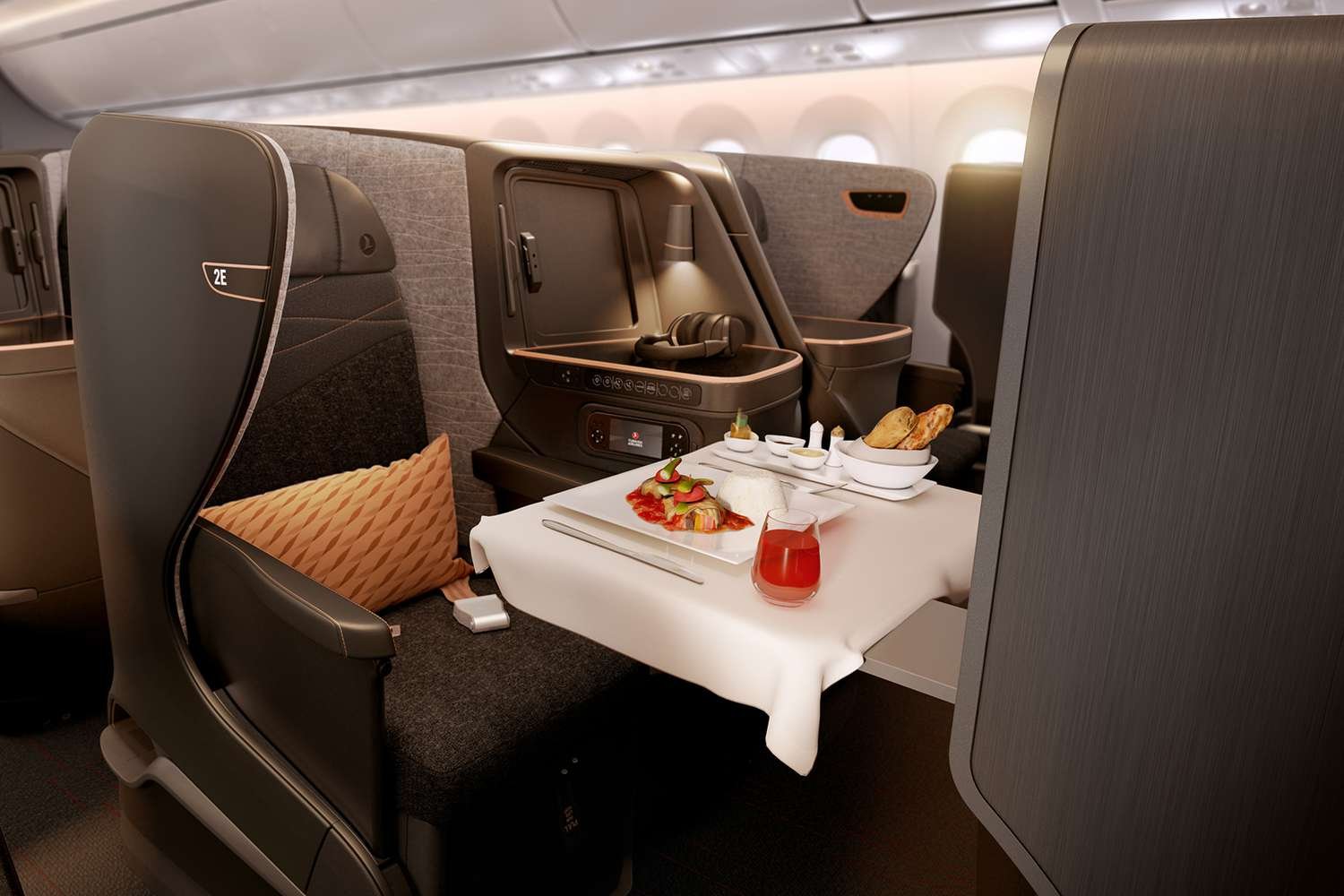 This Airline Flies to More Countries Than Any Other—and Its In-flight Food Just Won Europe’s Top Honor