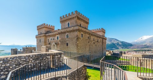8 Extraordinary Castles And Palaces To Tour When Visiting Italy