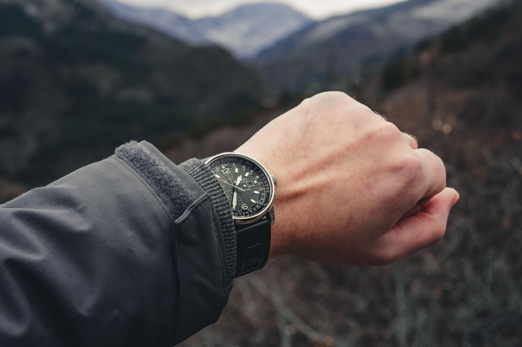 12 Travel Watches for Men with Features You’ll Love—Waterproof, Dual-Time, & More