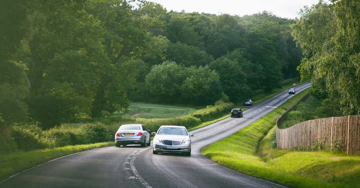 9 Key Tips For Driving In The UK And Ireland, According To A Local