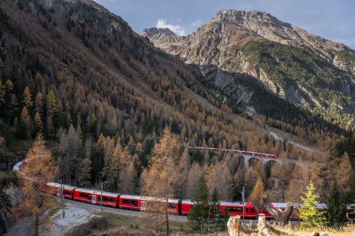 One Of The Most Beautiful Train Routes In The World Just Set A Record For Having The Longest Passenger Train
