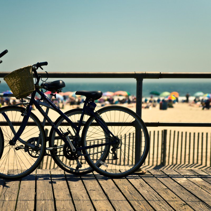 Cheap & Chic: 5 Picks for an Affordable Adventure