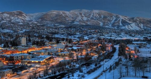 13 Colorado Towns That Feel Like You’re In A Hallmark Christmas Movie