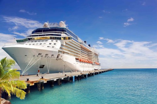 7 Things People Always Forget To Take On A Cruise Plus 8 Things They Should Leave At Home
