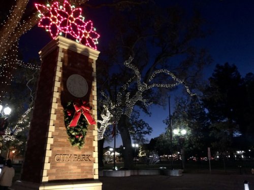 7 California Central Coast Towns That Light Up For Christmas