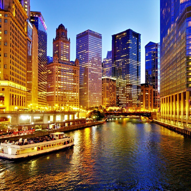 14 Best Tours in Chicago: Booze, Doughnuts, & Architecture