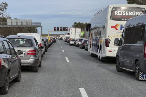 Wo es um Pfingsten besonders voll wird auf Deutschlands Autobahnen